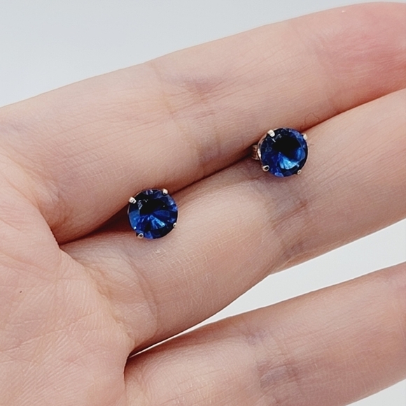 New Cobalt Blue Round CZ Sterling Silver Earrings - Picture 1 of 6